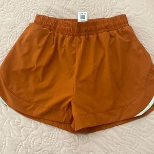 NWT ALPHALETE Stride Shorts